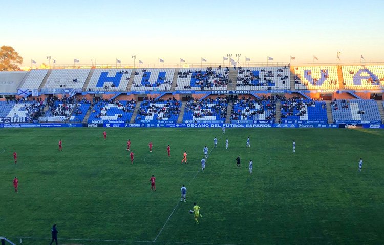 RECREATIVO DE HUELVA 1 – 2 C. D. UTRERA: Asalto al Colombino