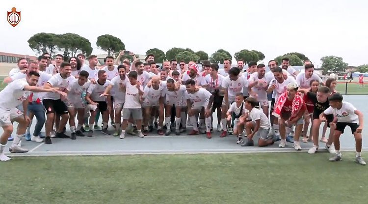 La épica del ascenso como reclamo para captar abonados para el Club Deportivo Utrera [VÍDEO]