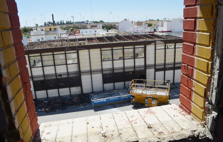 El colegio Coca de la Piñera transforma un antiguo aulario en un gimnasio
