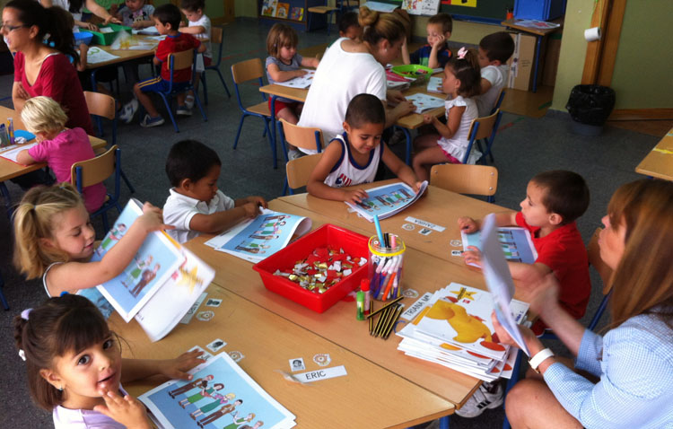 El colegio Coca de la Piñera inicia su captación de voluntarios para el proyecto «Comunidades de aprendizaje»