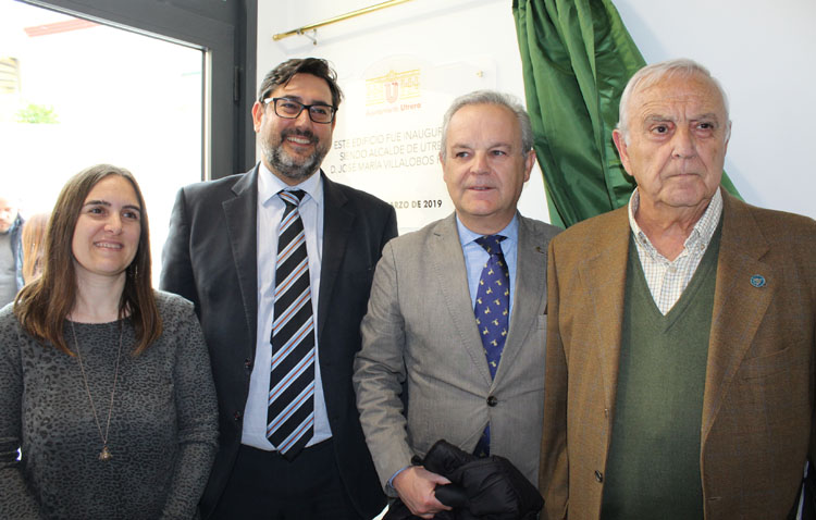 La barriada Olivareros estrena un edificio para las actividades de las personas mayores y el Aula de la Experiencia