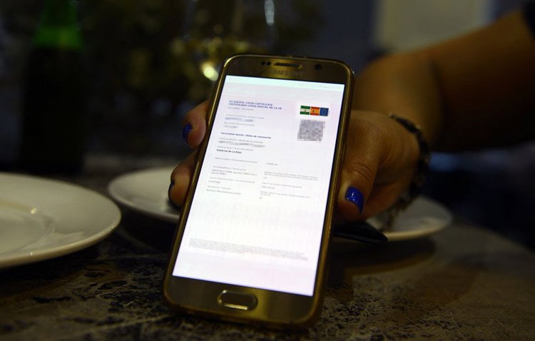 El TSJA tumba el uso del ‘Pasaporte COVID’ para acceder al interior de los locales de ocio nocturno