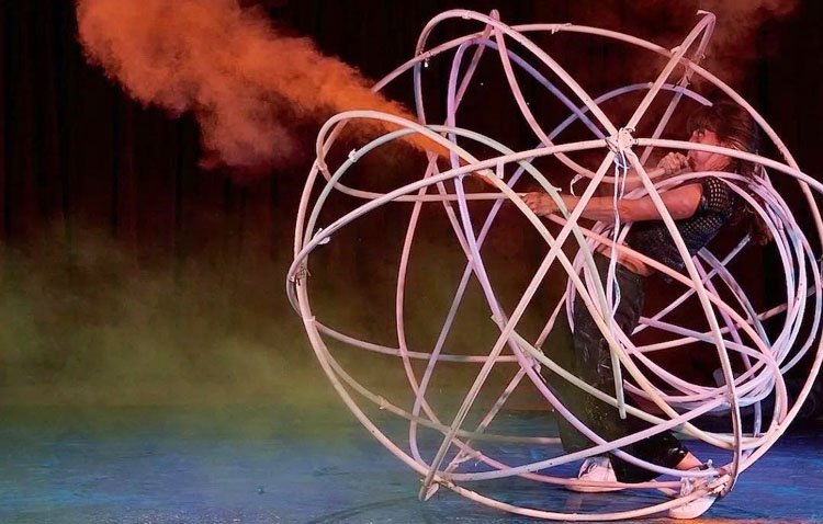 Utrera afronta dos fines de semana con espectáculos circenses en la plaza del Altozano