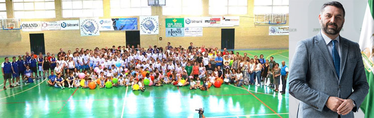 El consejero de Turismo y el Club Baloncesto Utrera  muestran su «orgullo» y «sorpresa» al concederles los Mostachones de Oro (AUDIOS)