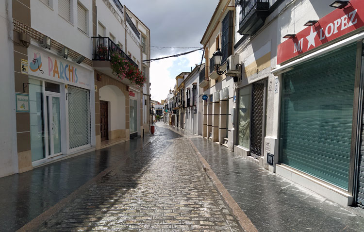 Utrera prepara un plan de incentivación del comercio frente a la crisis económica derivada del Covid-19