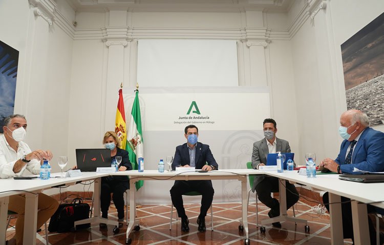 El certificado COVID o una prueba negativa, obligatorio desde el jueves para acceder al interior de los locales de ocio nocturno