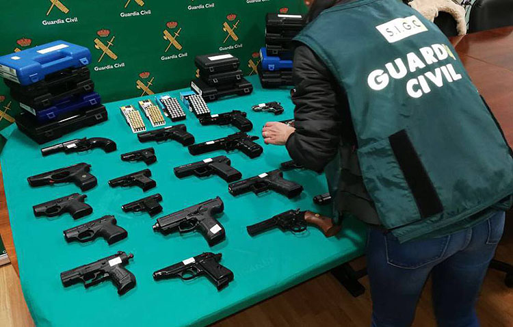 A juicio en Utrera por compra ilegal de armas a través de Internet