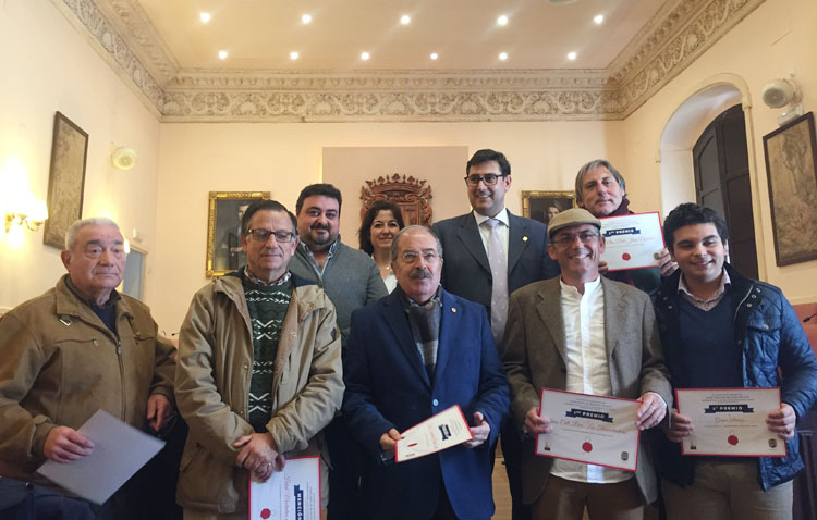 El Ayuntamiento anuncia ahora los premios de los concursos de belenes y escaparates navideños