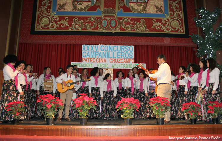 Un coro de Lebrija, ganador del concurso de campanilleros