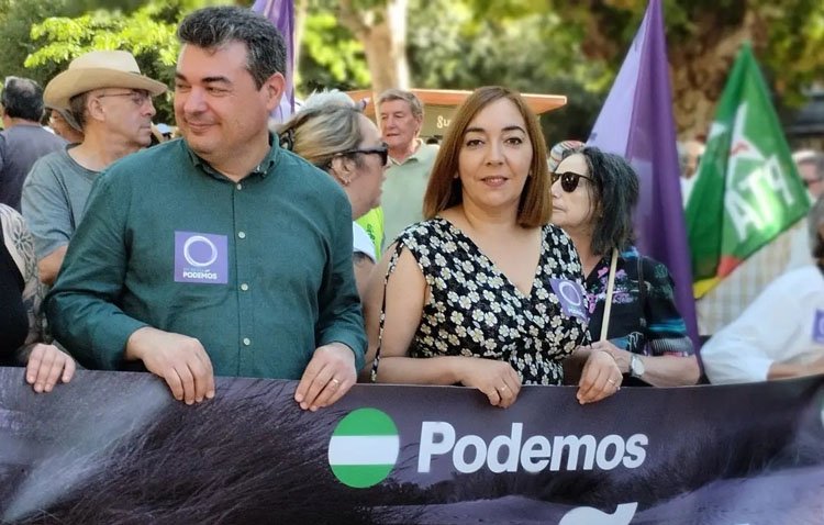 Casado participa en la manifestación para «salvar Doñana» y presenta sus propuestas sobre «uso eficiente del agua y gestión pública del recurso»