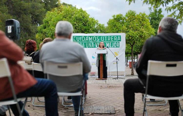 Ana Casado protagoniza un «emocionante mitin» en una barriada El Tinte «que la vio crecer»