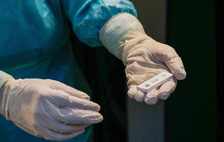 La séptima ola de la pandemia de COVID-19 comienza a dejarse sentir en Utrera