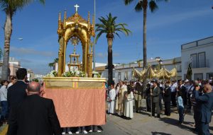 Mañana radiante de procesión eucarística en San José (GALERÍA)