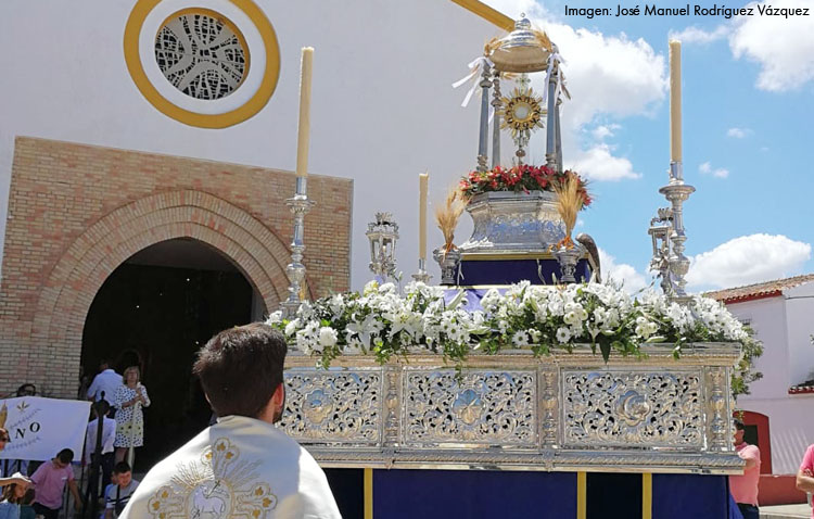 Trajano se vuelca con la solemnidad del Corpus Christi