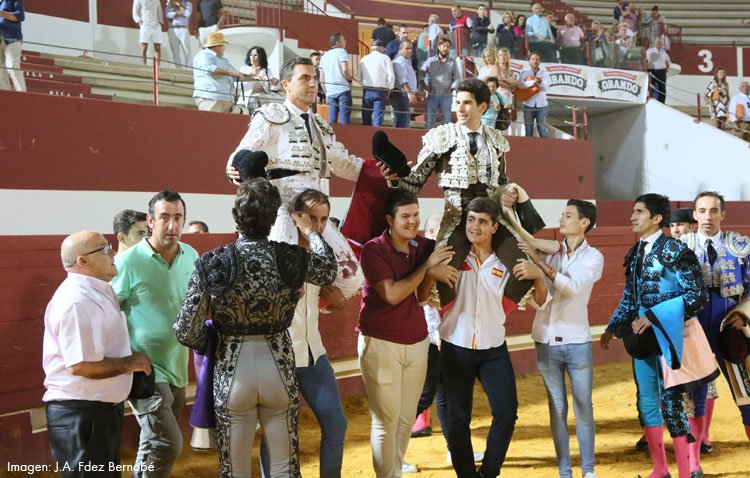Triunfo de Chacón y López Simón con dos buenos ‘victorinos’