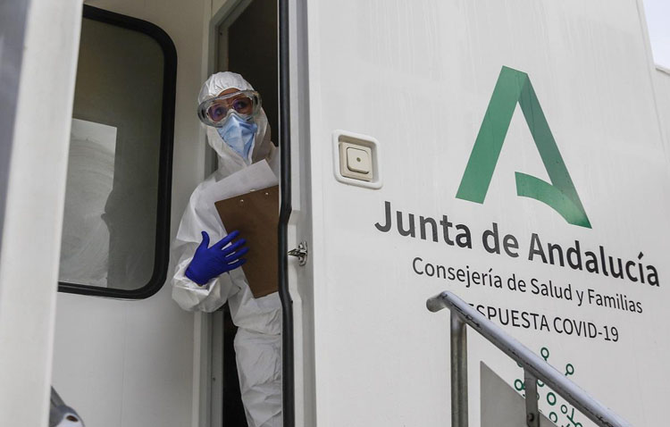 Utrera vive este miércoles su segundo cribado masivo de la pandemia