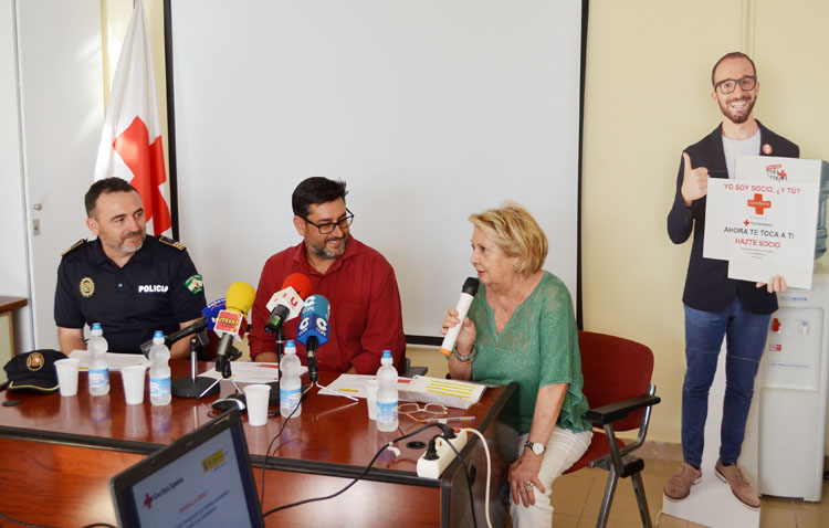 Nace «Patrulla Cero», un proyecto de Cruz Roja que llevará a la botellona la prevención de alcohol, cachimbas y sexualidad responsable