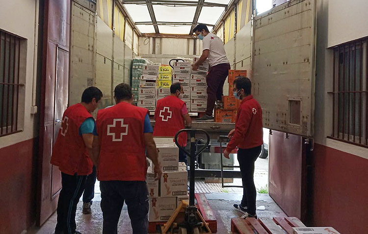 Cruz Roja pone en marcha el proyecto «Responde» para ayudar a los más necesitados durante la pandemia