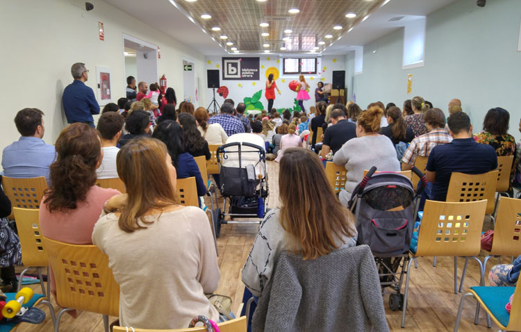 Utrera celebra el Día de la Biblioteca