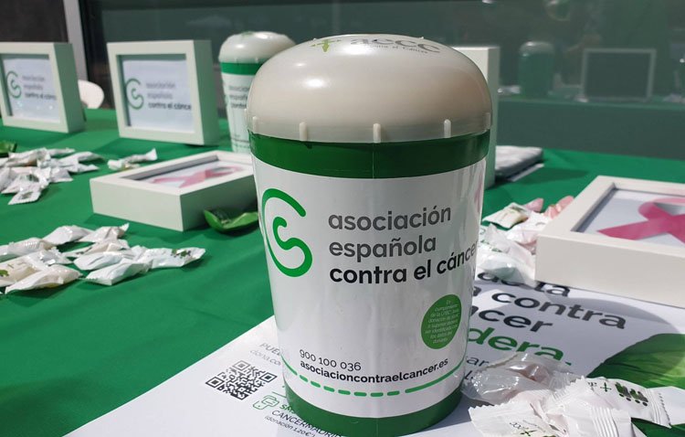 Llega a Utrera la cuestación anual de la asociación contra el cáncer, una ayuda fundamental para seguir investigando