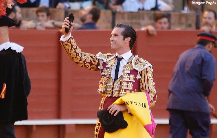 El utrerano Curro Durán, elegido mejor novillero con caballos de la temporada en la Maestranza de Sevilla