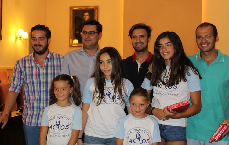 Reconocimiento municipal a las gimnastas utreranas
