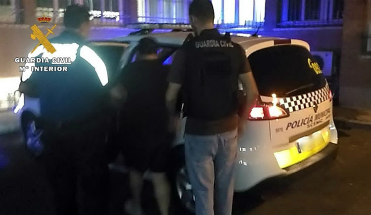 Detenido un utrerano por tener contactos sexuales con menores a cambio de droga