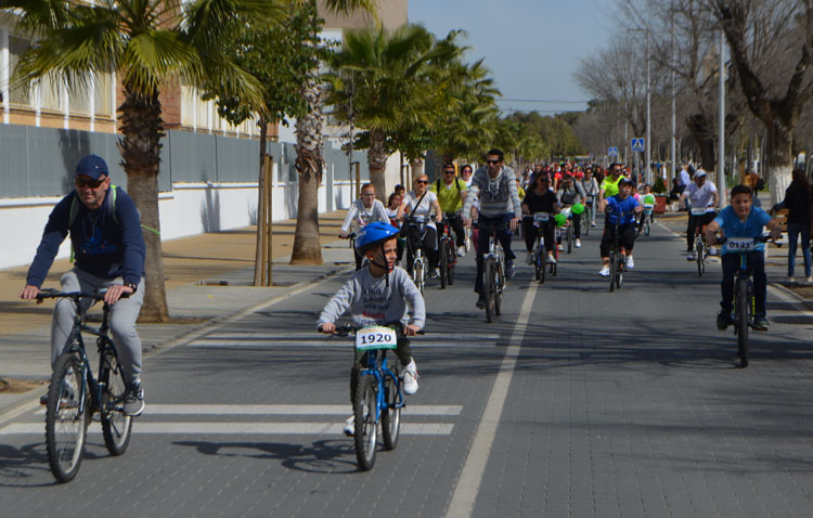 El tradicional paseo en bicicleta diseña un nuevo recorrido por calles más amplias de Utrera [AUDIO ENTREVISTA]