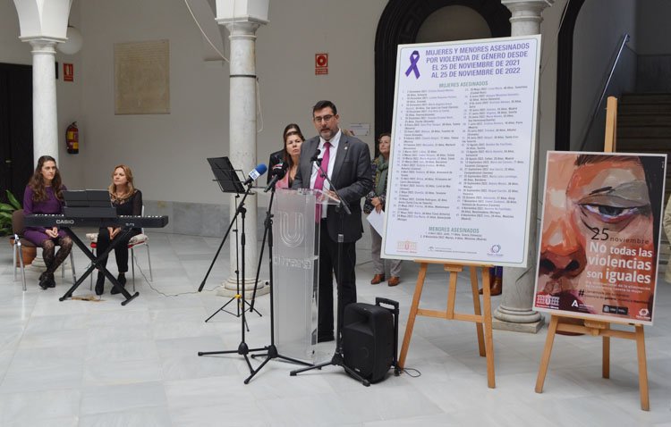Utrera clama un año más contra la violencia de género