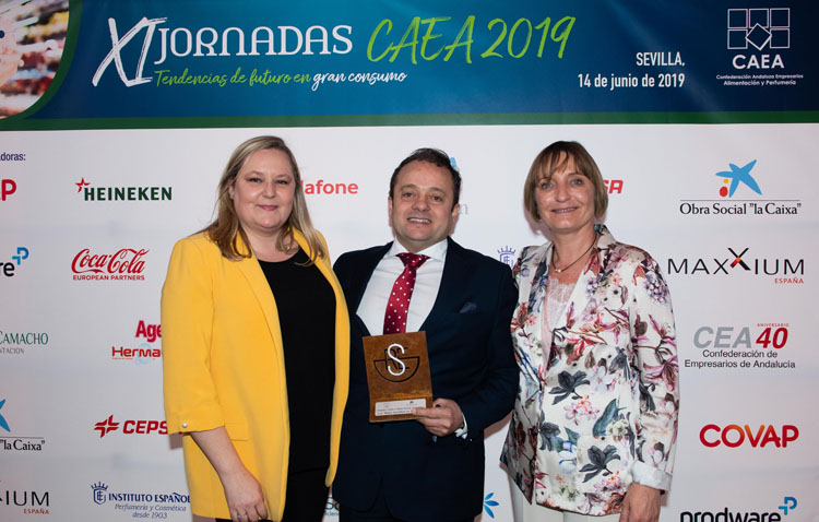 La empresa Díaz Cadenas recibe un prestigioso premio por su compromiso social