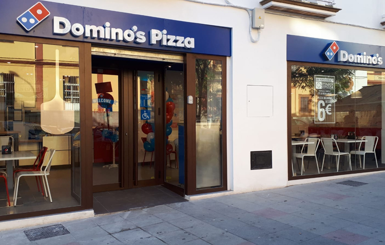Domino’s Pizza inaugura su primer establecimiento en Utrera creando 35 nuevos puestos de trabajo