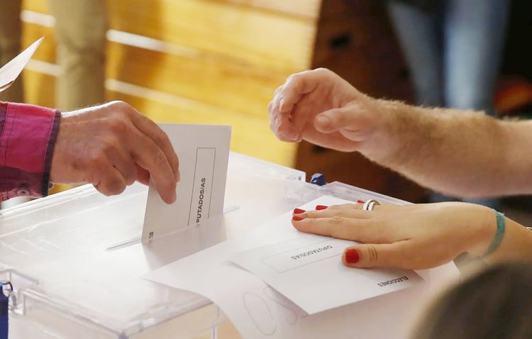 El censo electoral para los comicios nacionales, ya expuesto en el Ayuntamiento de Utrera