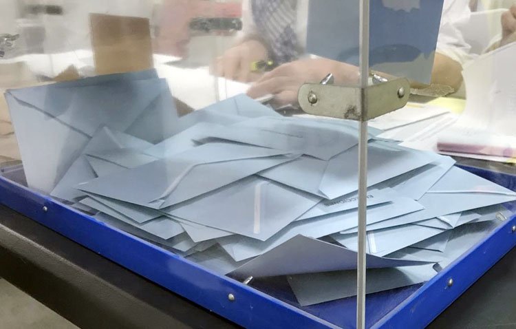 Designadas las personas que tendrán que componer las mesas electorales el 9 de junio en Utrera [LISTADO, EN EL INTERIOR]