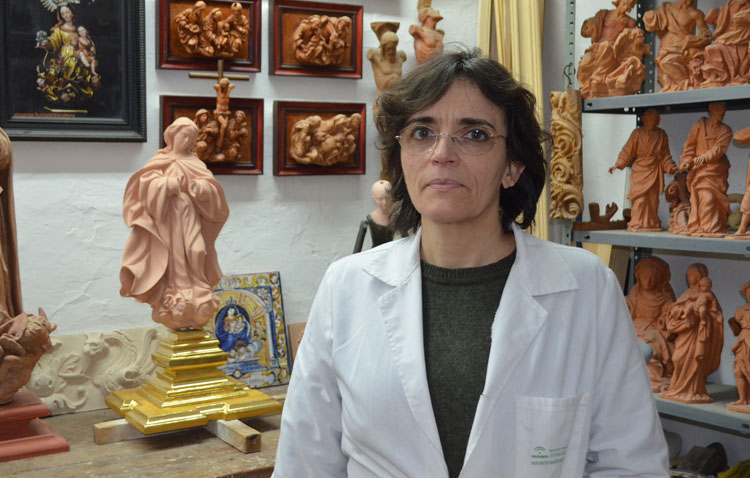 Encarnación Hurtado, una imaginera utrerana con trabajos por toda España