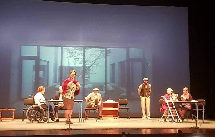 Una comedia de intriga llega al teatro de Utrera con ‘Enredo en el geriátrico’ [AUDIO COPE UTRERA]