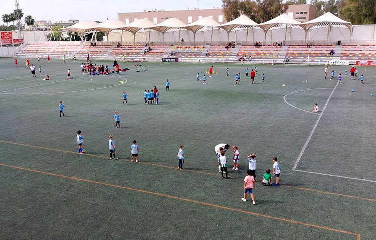 La liga de colegios de Utrera clausura su temporada con los últimos partidos y la entrega de trofeos