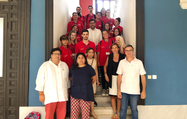 Conocimientos tecnológicos para 15 jóvenes desempleados en una escuela-taller en Utrera