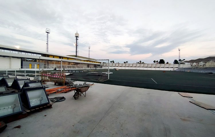 El alcalde de Utrera prevé que las obras en el estadio ‘San Juan Bosco’ finalicen en «la primera quincena de octubre»