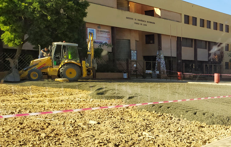 Satisfacción en Juntos por Utrera ante las «demandadas» obras de arreglo de la explanada del instituto Ponce de León