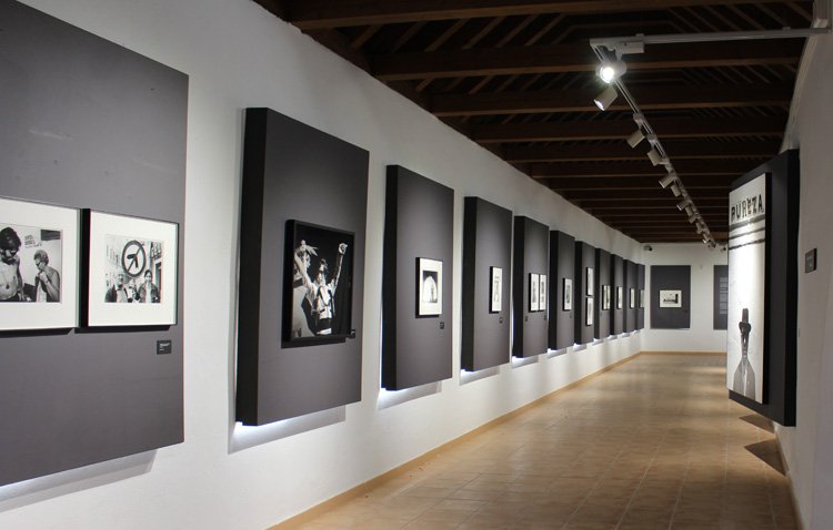 La exposición fotográfica ‘Colita flamenco. El viaje sin fin’ afronta su recta final
