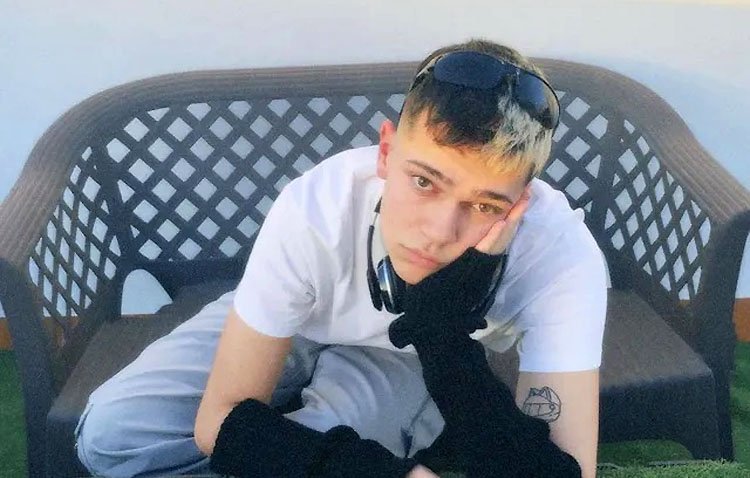 El joven utrerano Fernan Guirao, a las puertas de actuar en el prestigioso Festival Internacional de Benicasim [VÍDEO]