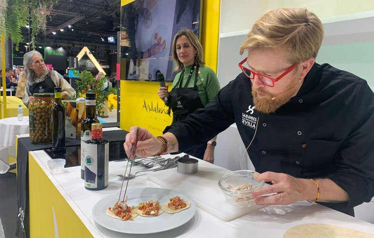 La gastronomía de Utrera se promociona en Fitur