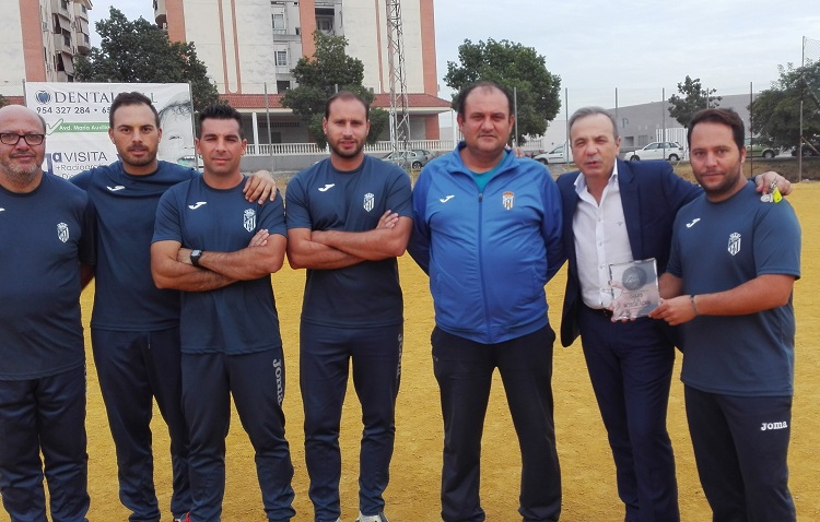 La Fundación de Joaquín Caparrós apoya al C.D. Cantera de Utrera