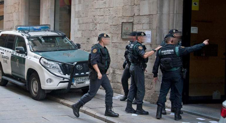 Media docena de guardias civiles de Utrera, «desamparados» en Cataluña (VÍDEO)
