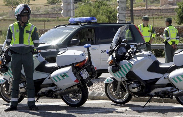 La Guardia Civil pone en marcha una campaña de control de motocicletas y ciclomotores