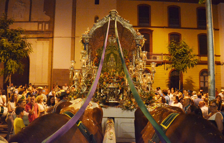 La hermandad del Rocío adelantará un día su regreso a Utrera para no coincidir con la procesión de María Auxiliadora
