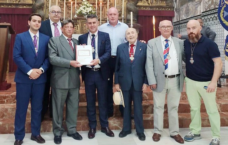 La hermandad de la Trinidad consigue por fin escriturar la capilla a su nombre