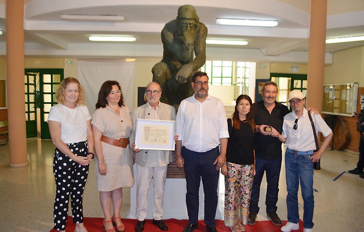 El instituto José María Infantes recibe la medalla de honor de la prestigiosa Asociación Española de Pintores y Escultores