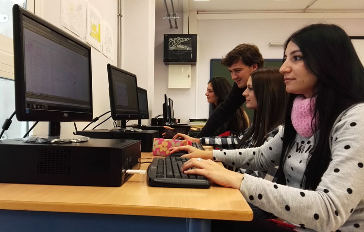 Los nuevos estudios de FP Dual llegan a Utrera con el instituto Virgen de Consolación
