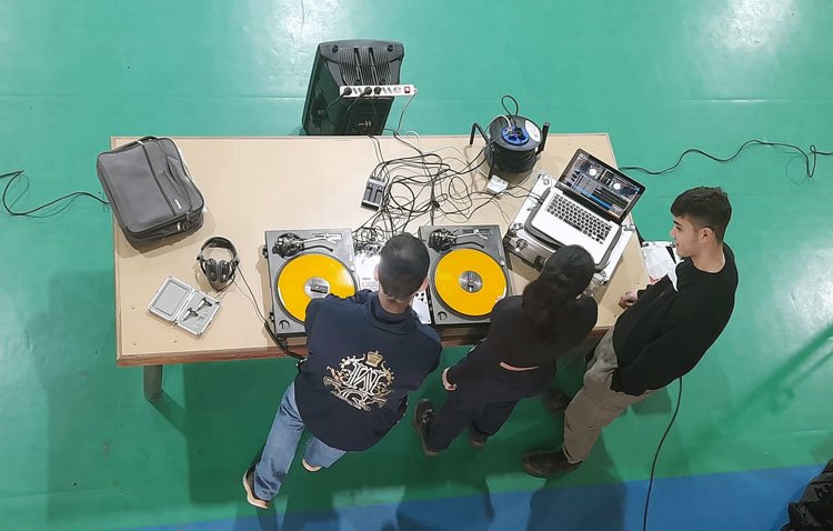Música por la paz en el instituto ‘Virgen de Consolación’